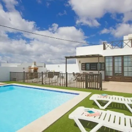 Mariola Villa Las Brenas